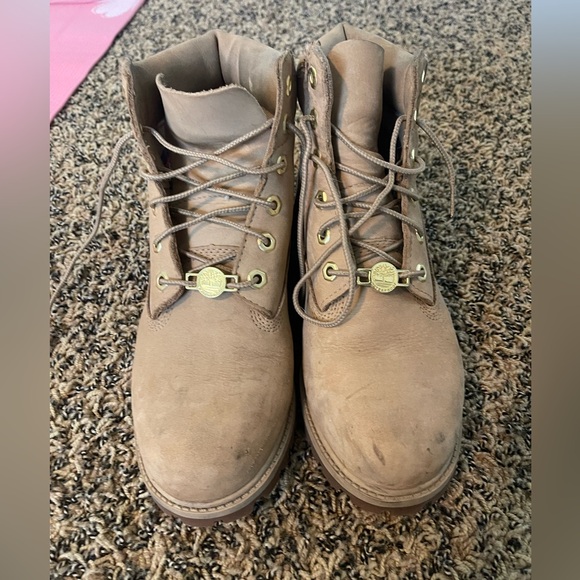 Timberlands - Picture 2 of 5